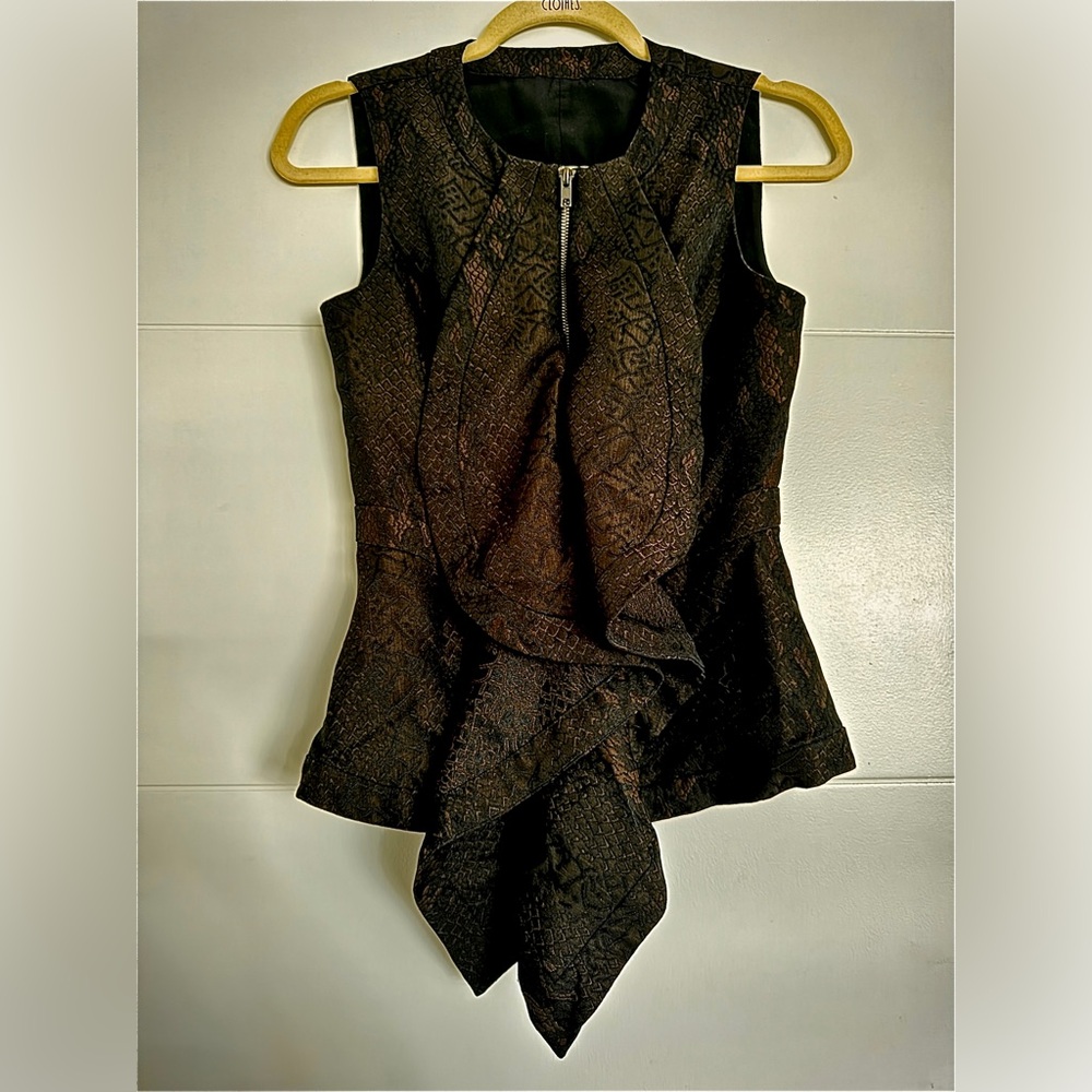 Elegant Black Brown Sleeveless Top with Textured Fabric Design